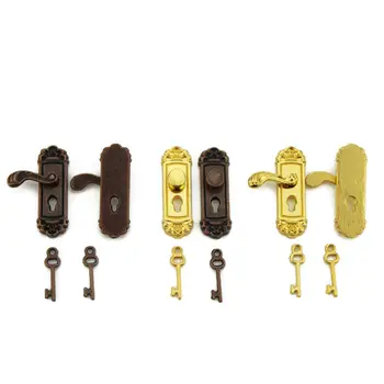 Senovinis metalinis spynos raktas 1/12 mastelio lėlių namelis miniatiūrinė durų spyna ir raktas lėlių namai 